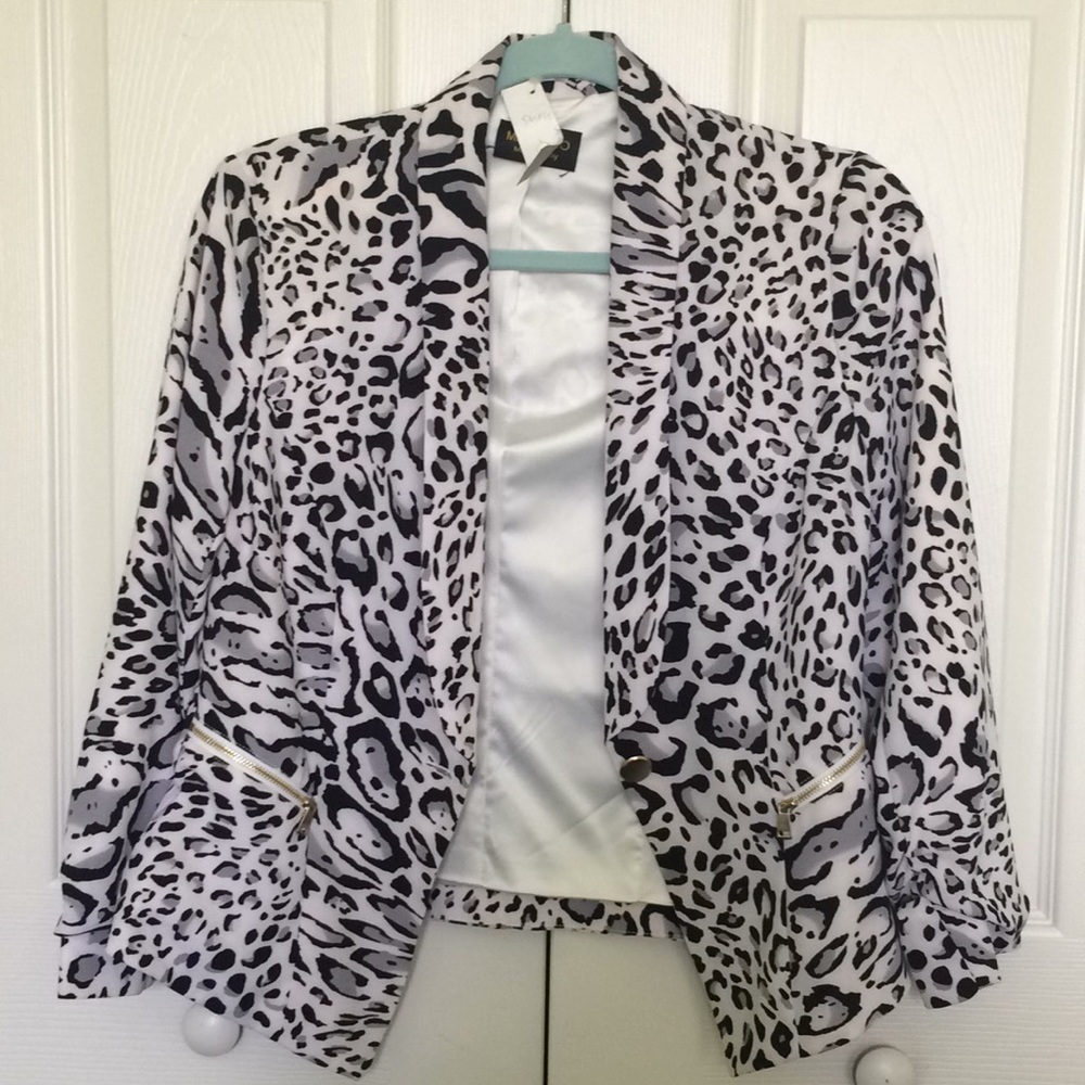 White Grey & Black Cheetah Print Blazer